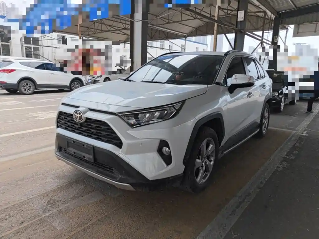 Toyota RAV4 2022