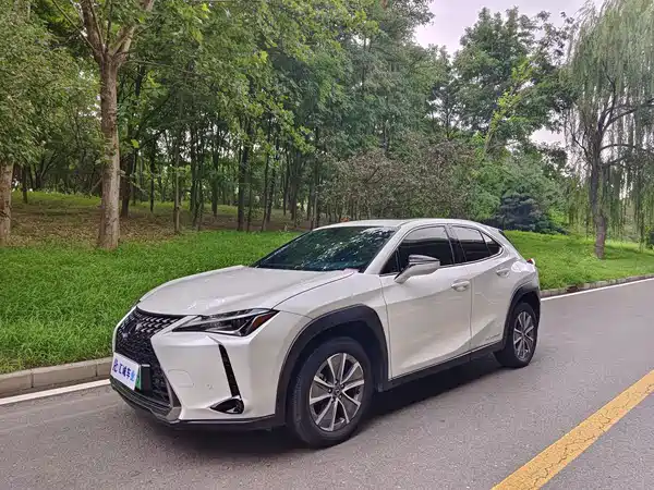 Lexus UX New Energy 2023