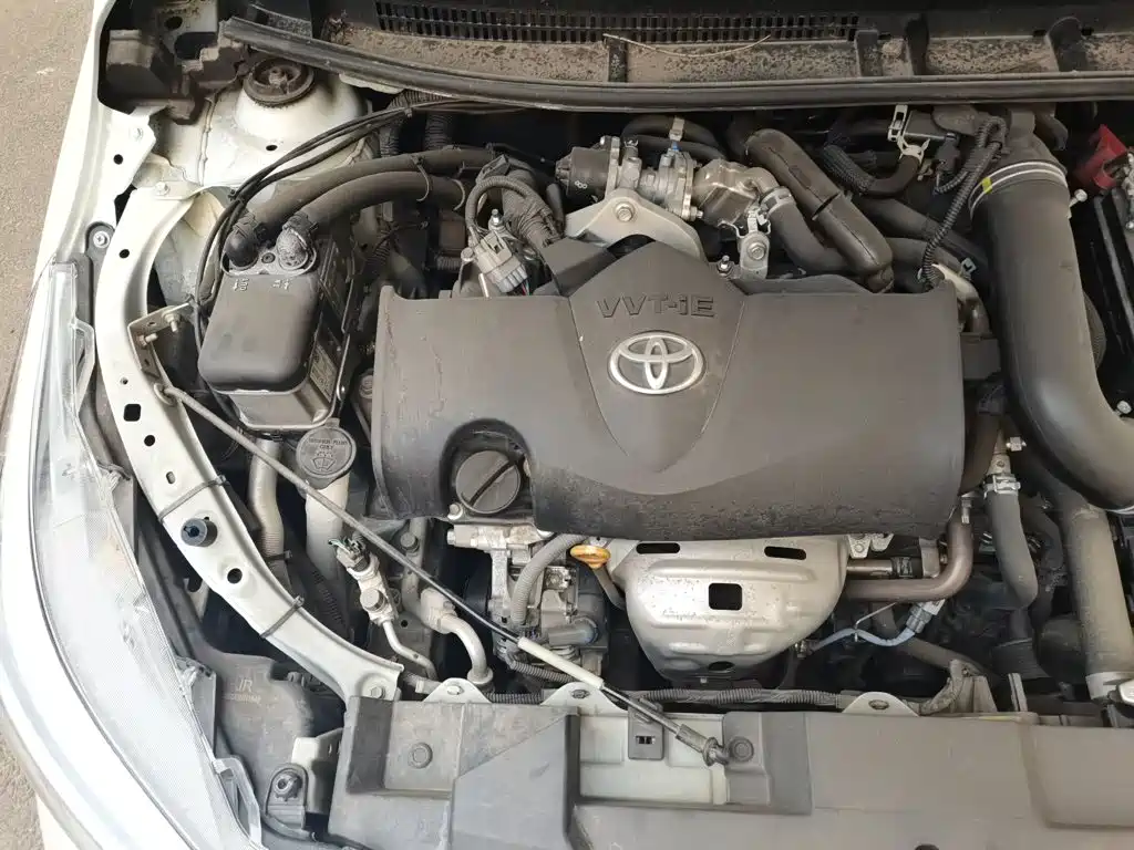 Toyota Yaris L 2022 — фото 21