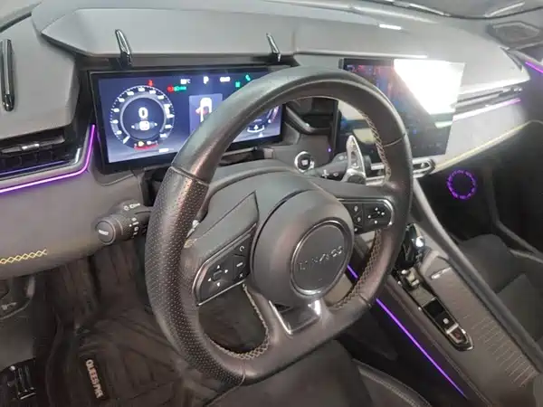 Lynk & Co 03 2023