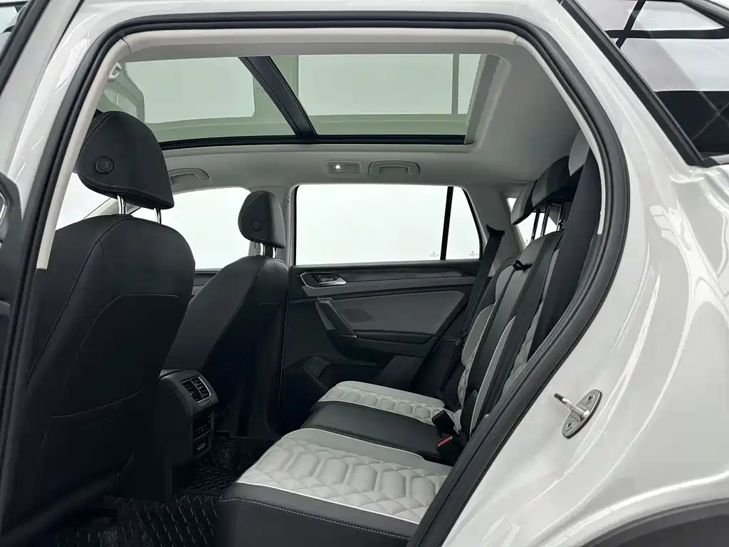 Volkswagen Tayron 2023