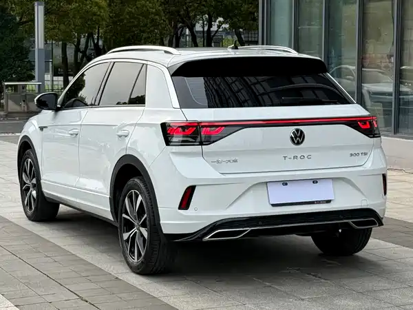 Volkswagen T-Roc 2025