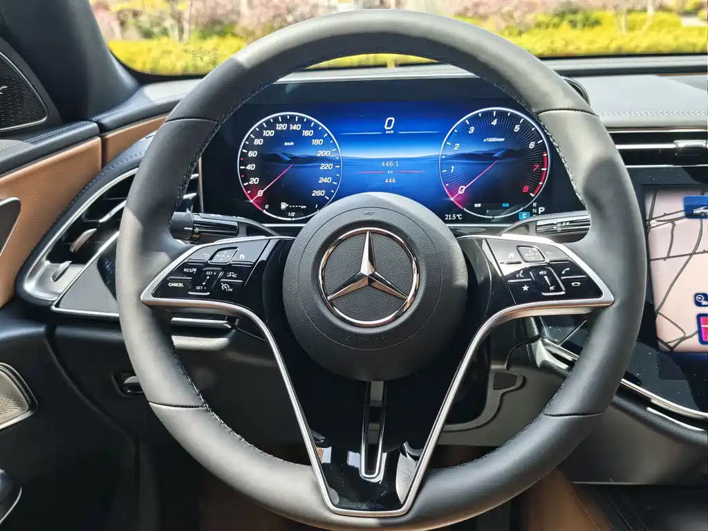 Mercedes-Benz E-Class 2026 — фото 13