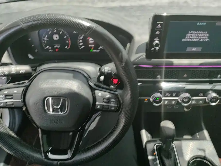 Honda Civic 2023 — фото 12