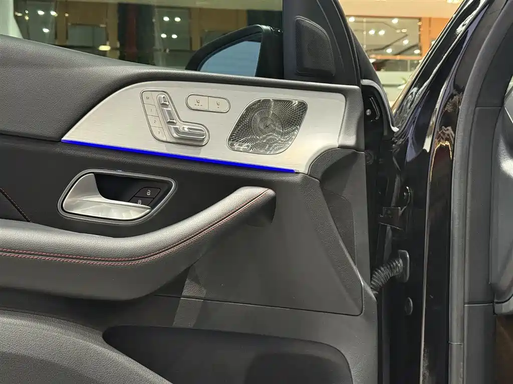 Mercedes-Benz GLE AMG 2024 — фото 7