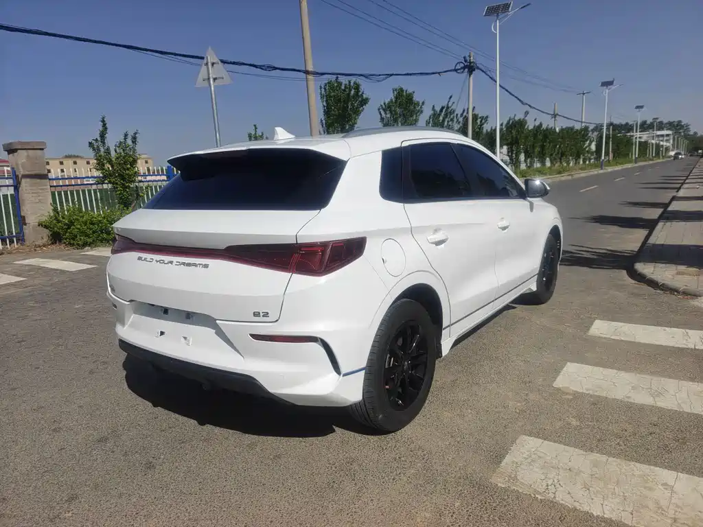 BYD e2 2020