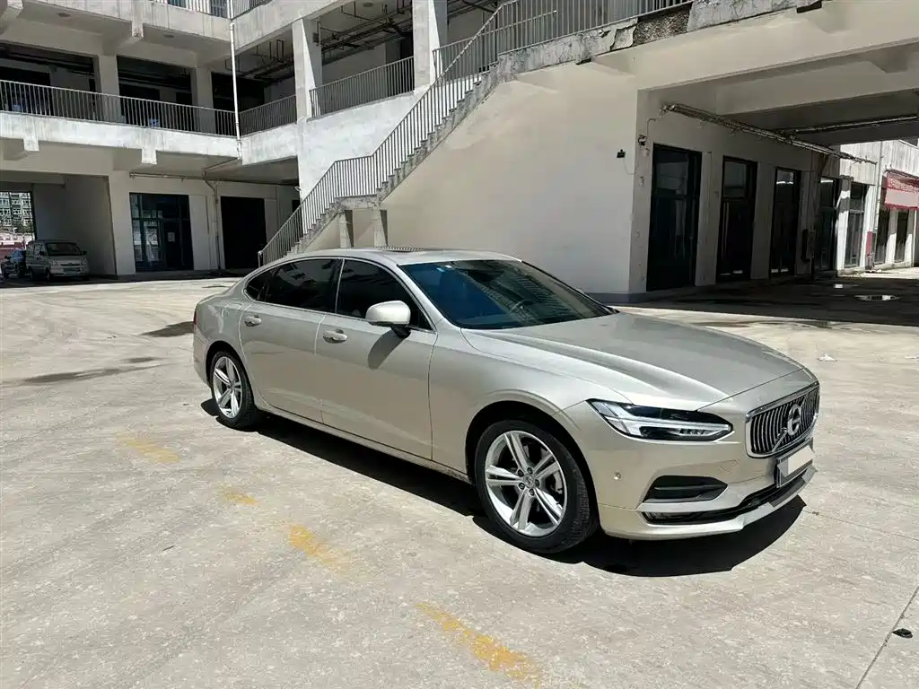 Volvo S90 2017 — фото 3