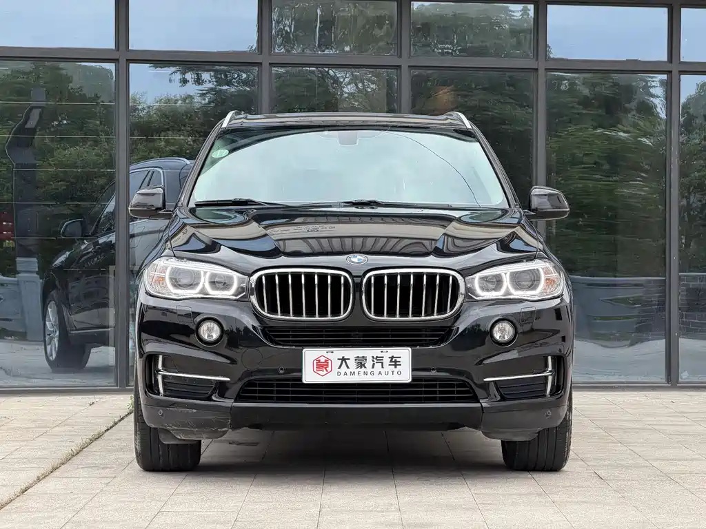 BMW X5 2018 — фото 2