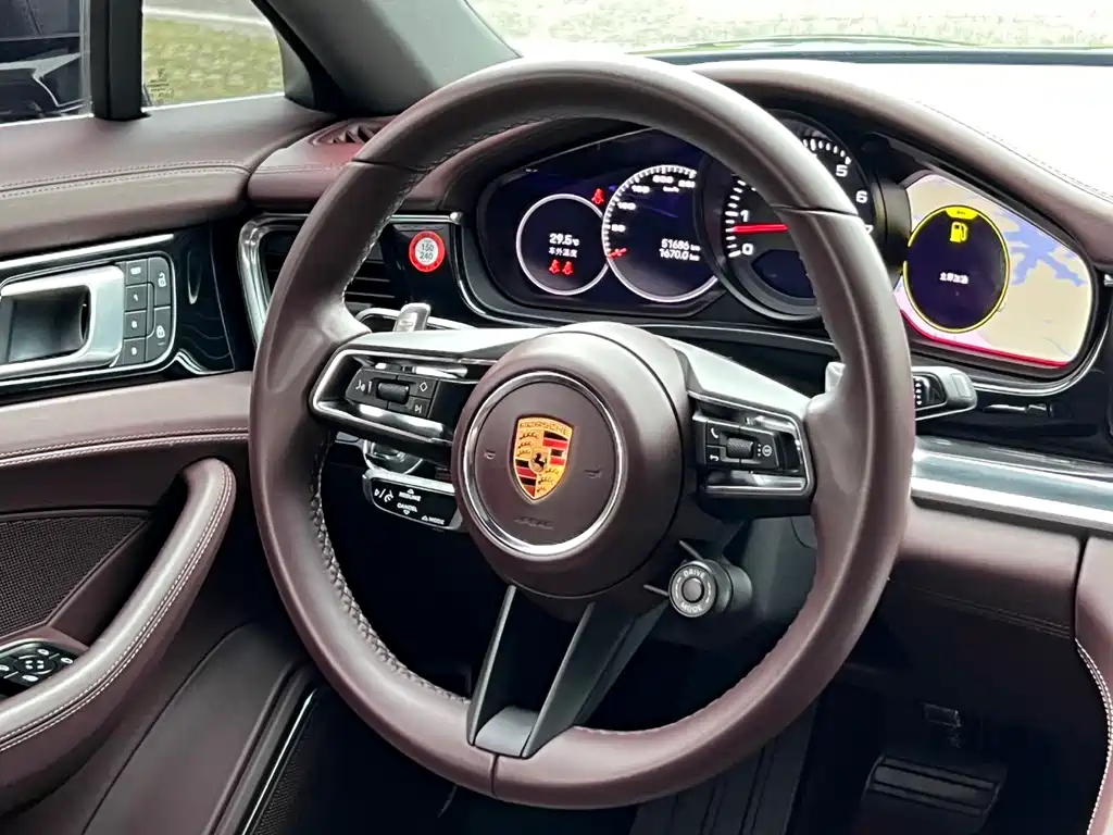 Porsche Panamera 2021 — фото 4