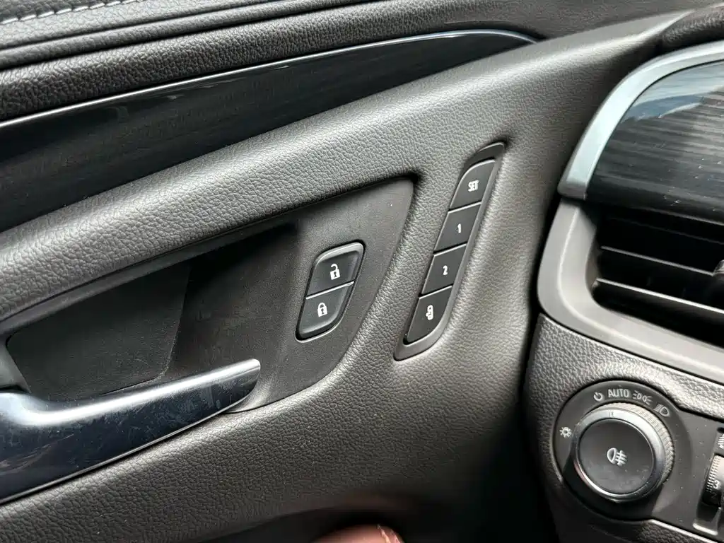 Buick Envision Plus 2020 — фото 20
