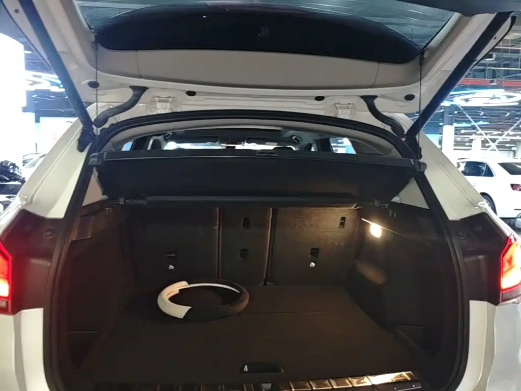 BMW X1 2019 — фото 19