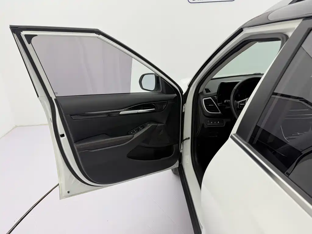 Kia KX3 2021 — фото 23