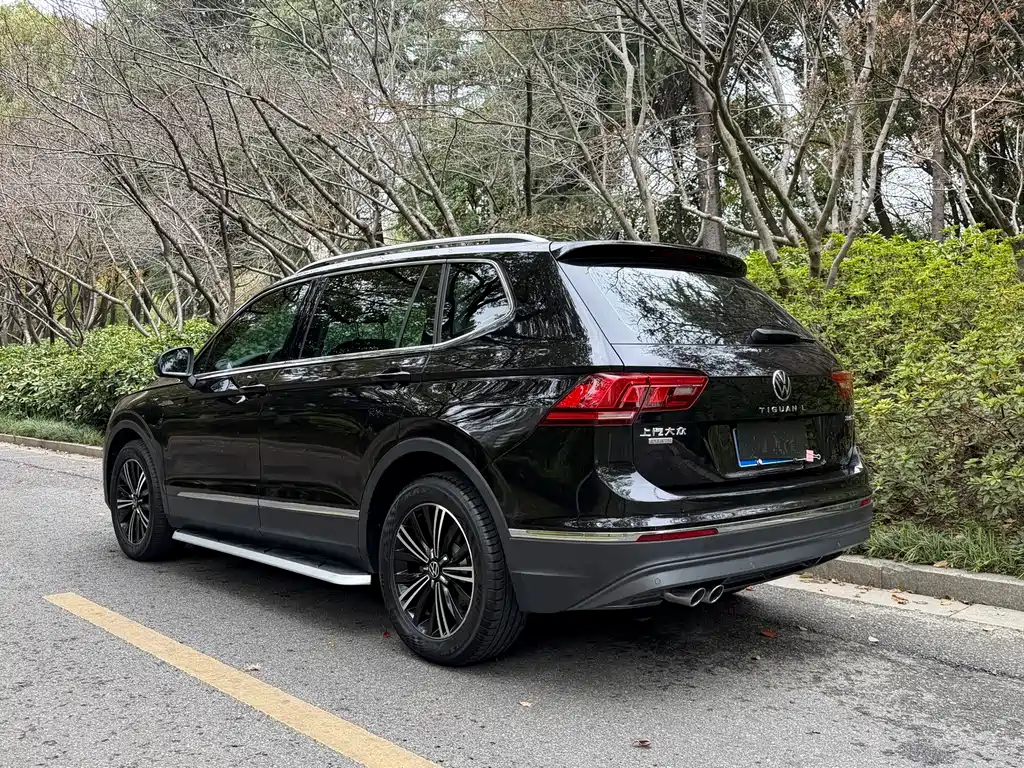 Volkswagen Tiguan L 2021 — фото 10