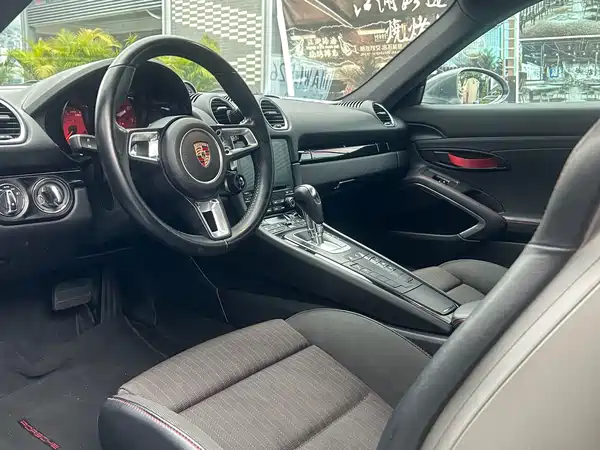 Porsche 718 2020