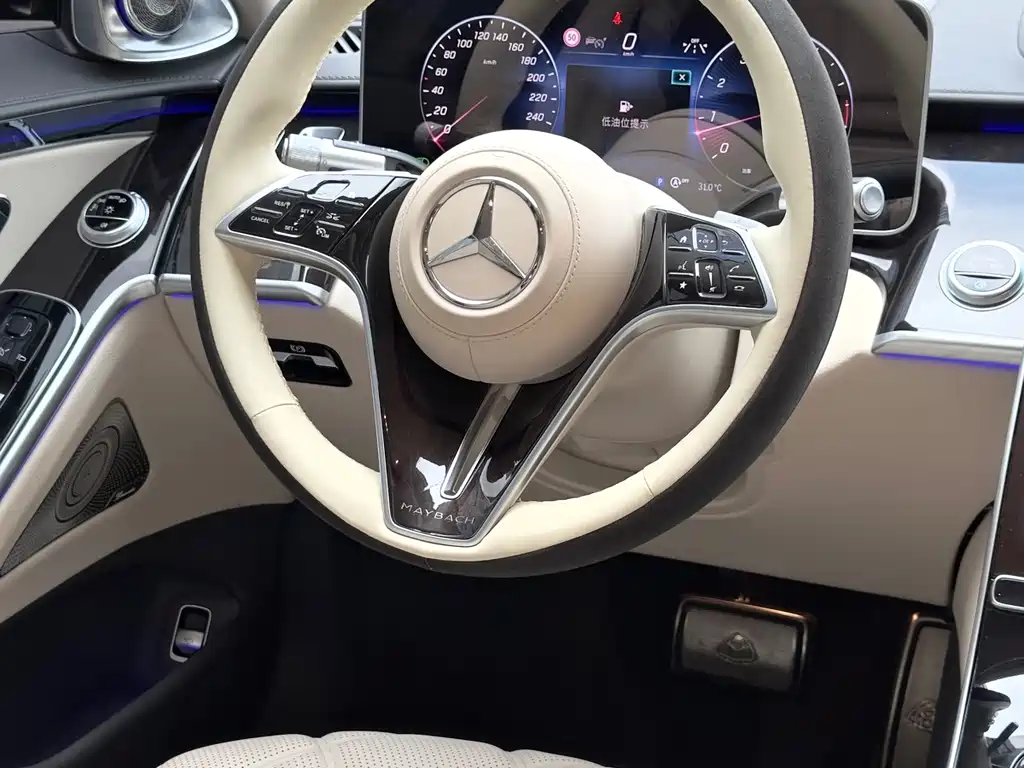 Mercedes-Benz Maybach S-Class 2024