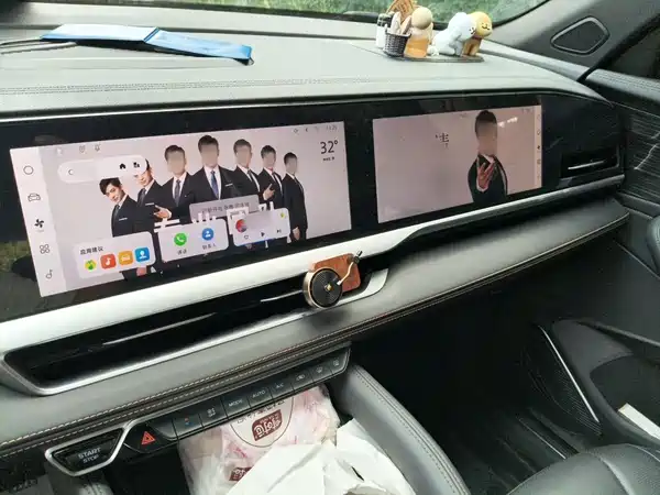 Geely Xingyue L 2025