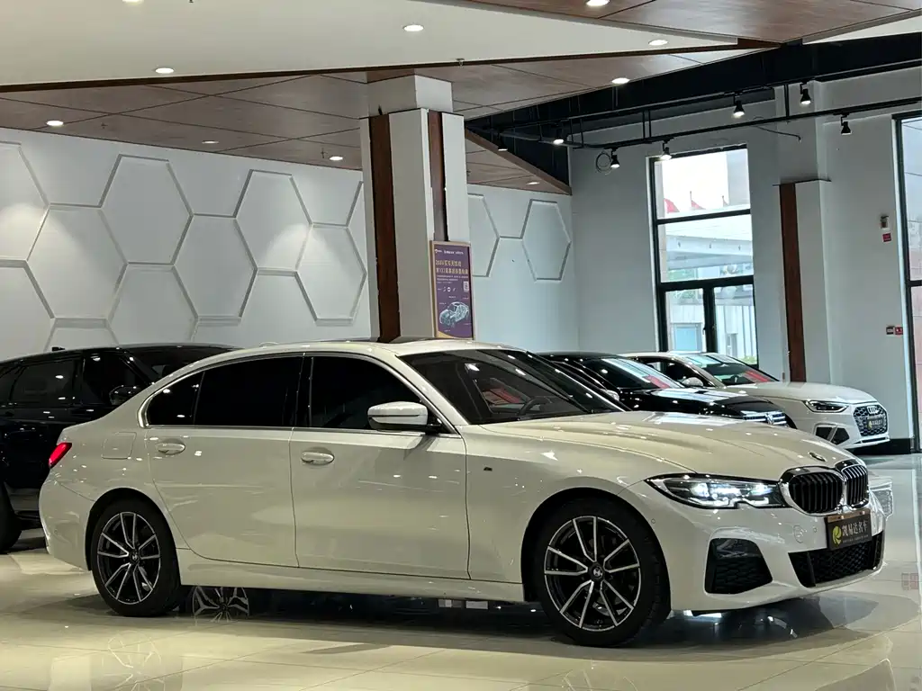 BMW 3 Series 2020