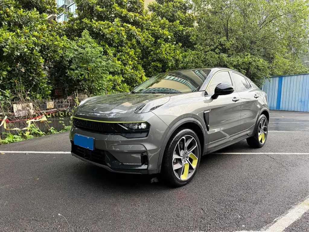 Lynk & Co 05 2022
