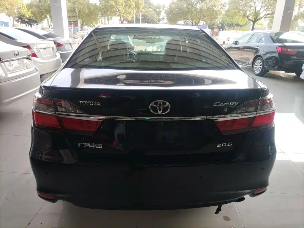 Toyota Camry 2017