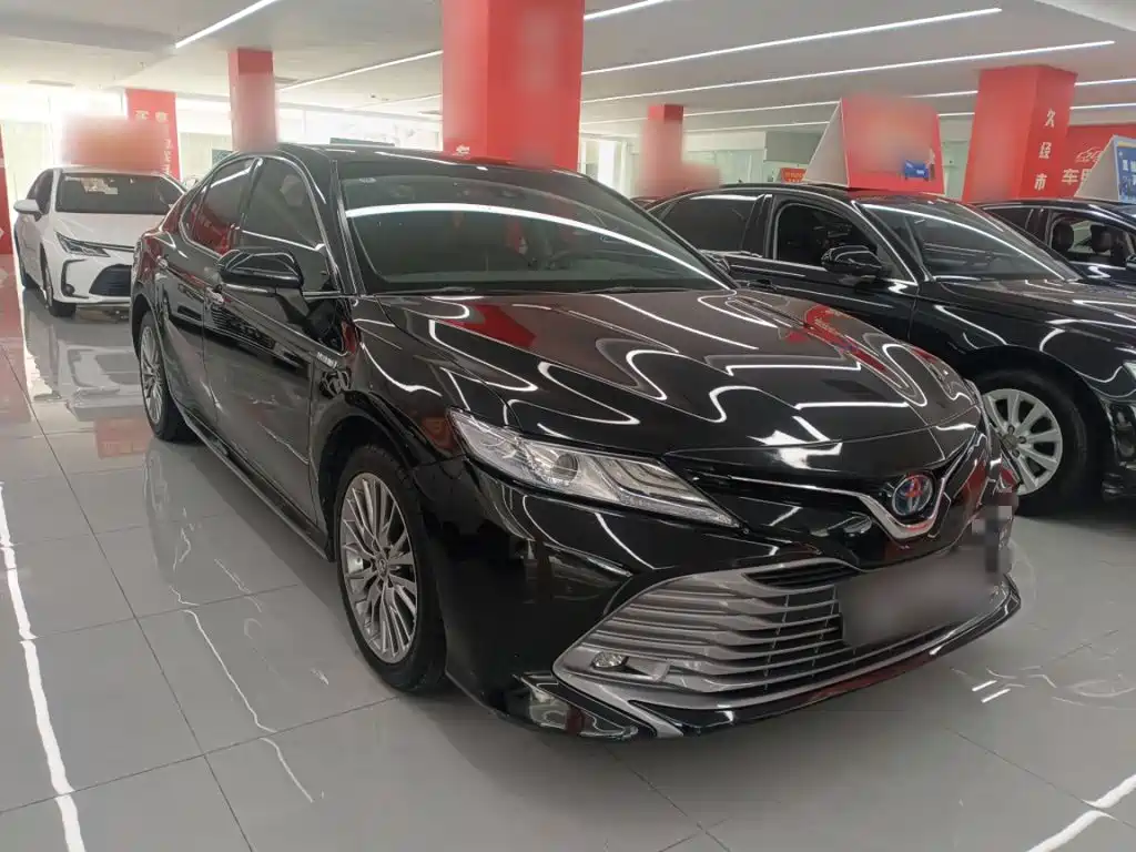 Toyota Camry 2020