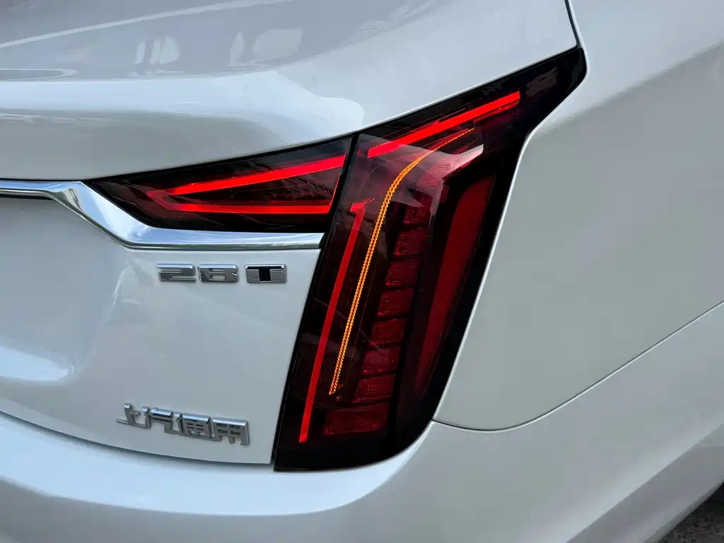 Cadillac CT6 2019 — фото 10