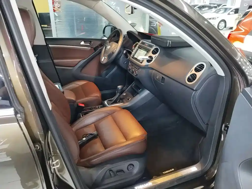 Volkswagen Tiguan 2015 — фото 25