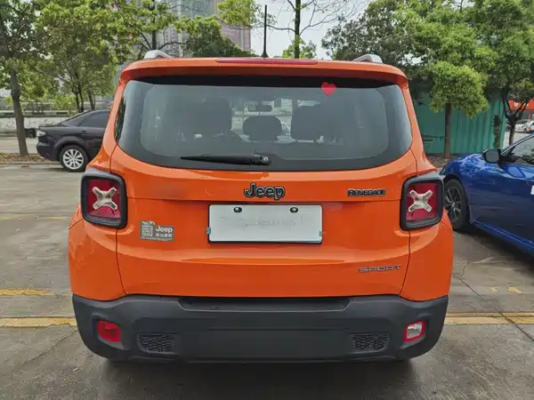 Jeep Freeman 2018