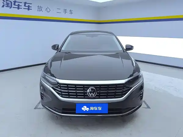Volkswagen Passat 2024