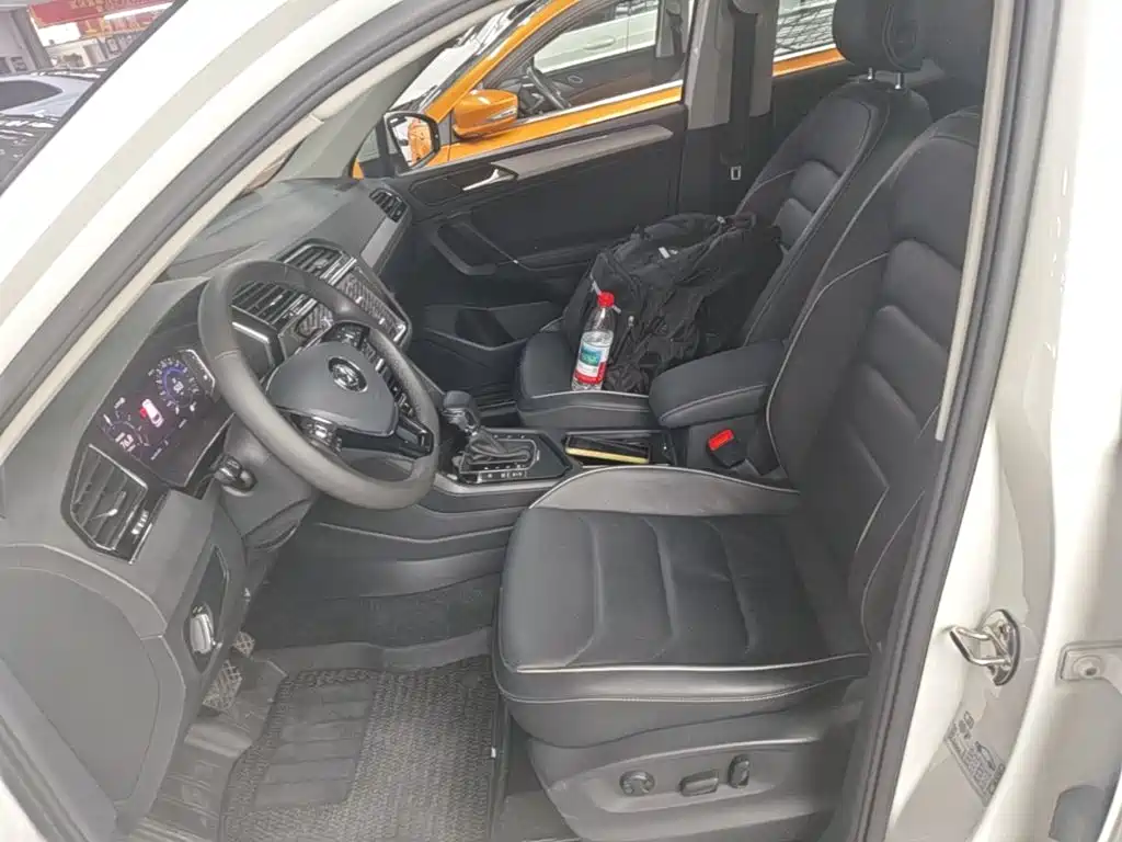 Volkswagen Tiguan L PHEV 2020 — фото 15