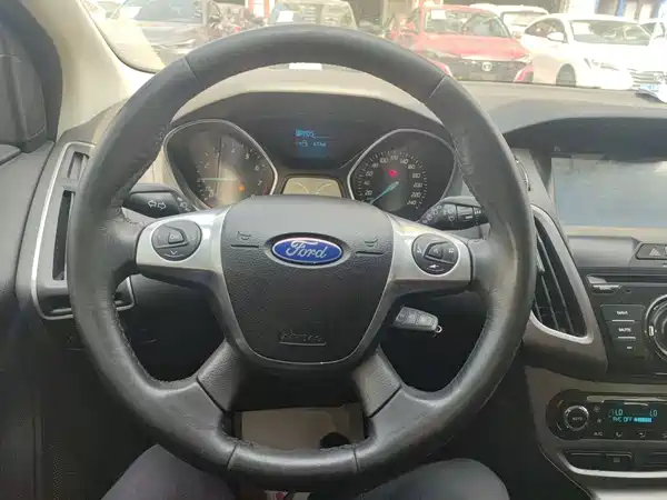 Ford Focus 2015