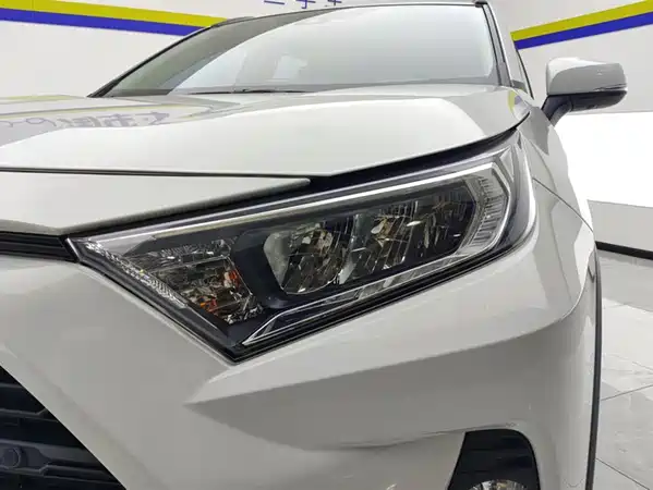 Toyota RAV4 2023