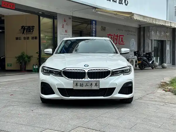 BMW 3 Series 2021
