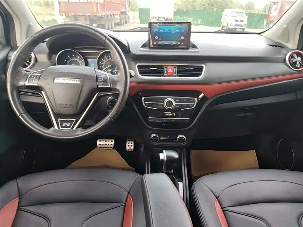 Haval H1 2017 — фото 10