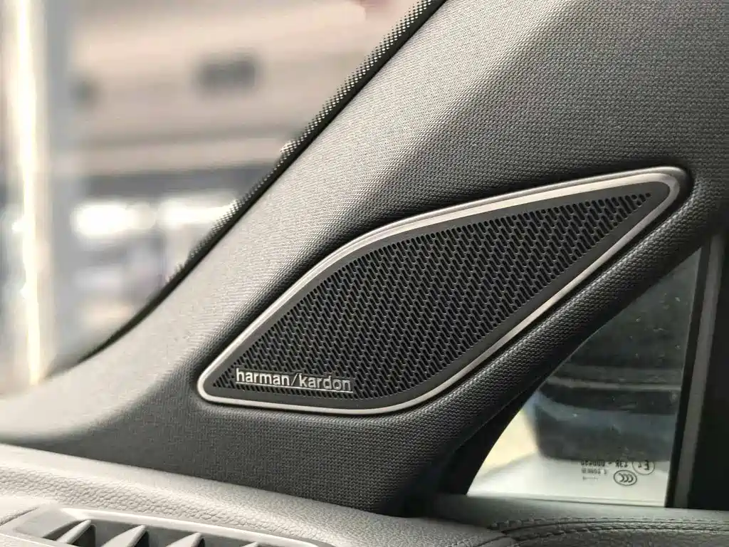 Volkswagen Tiguan L 2024 — фото 9