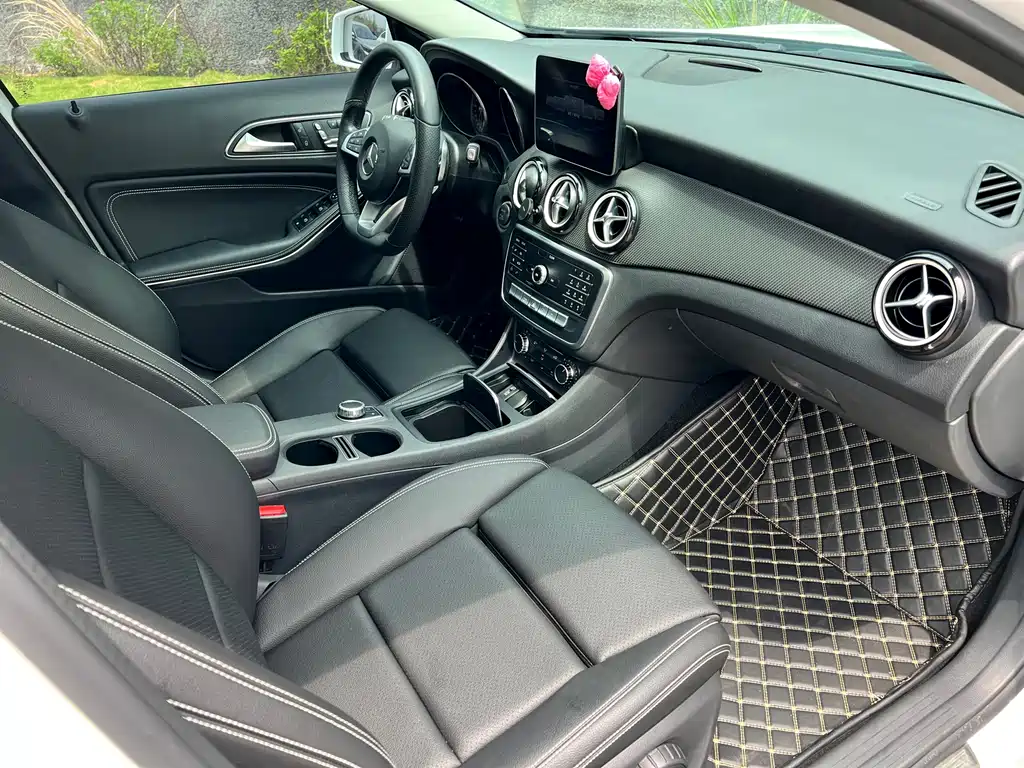 Mercedes-Benz GLA 2019 — фото 11