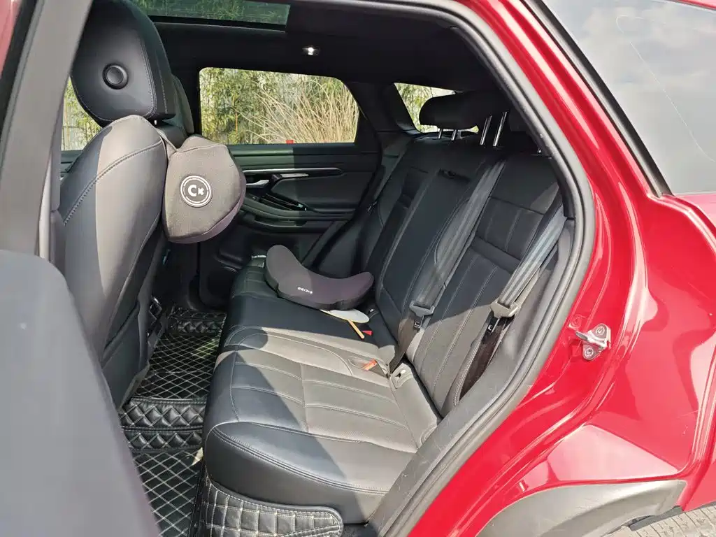 Land Rover Evoque 2020 — фото 15