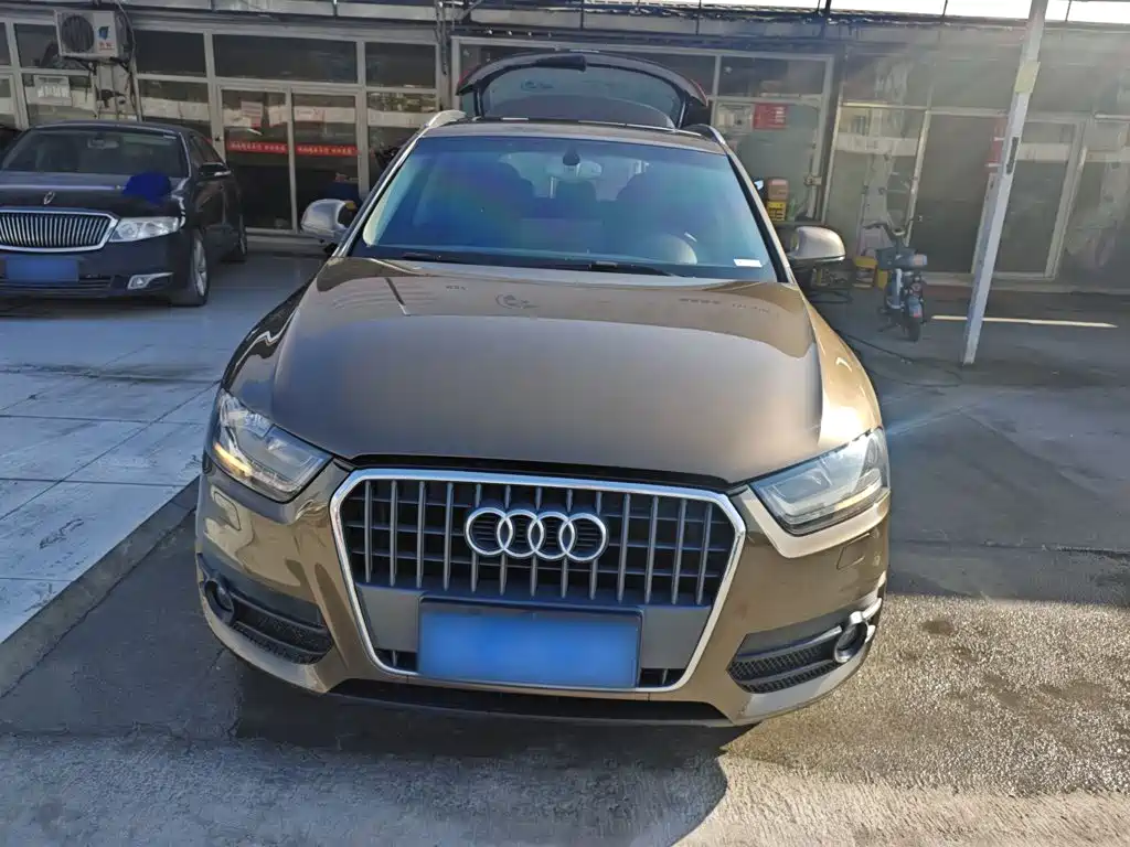 Audi Q3 2015