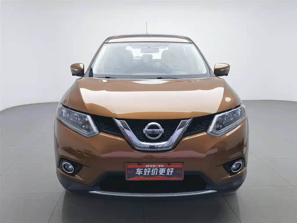 Nissan X-Trail 2015