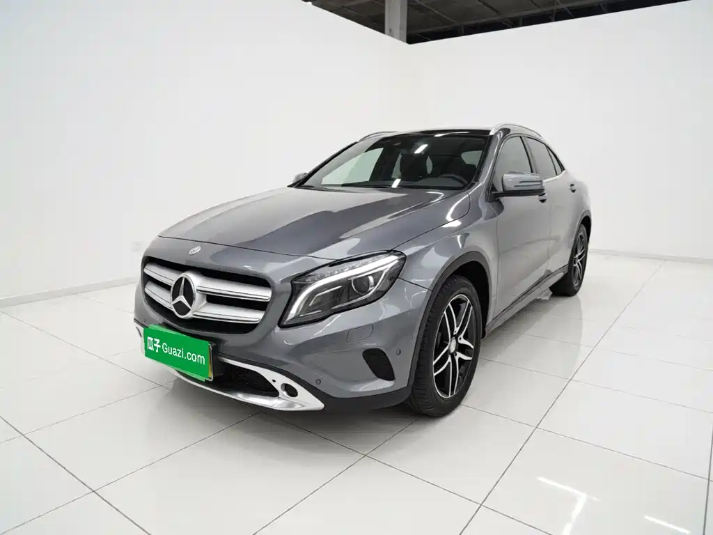 Mercedes-Benz GLA 2015