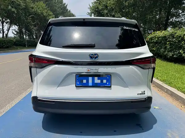Toyota Sienna 2022