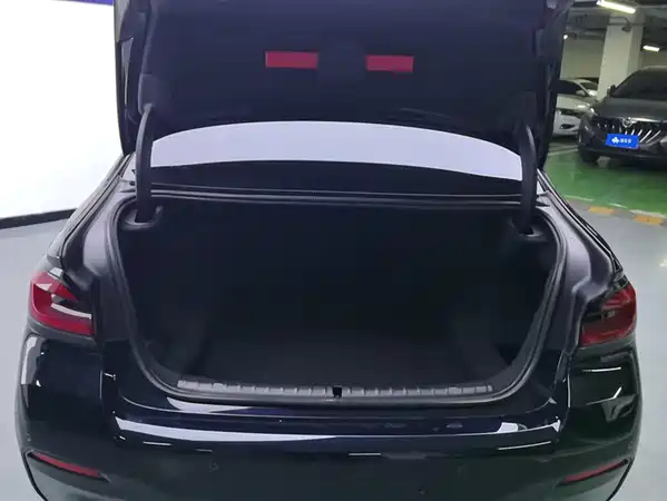 BMW 5 Series 2022