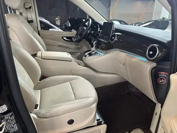 Mercedes-Benz V-Class 2020
