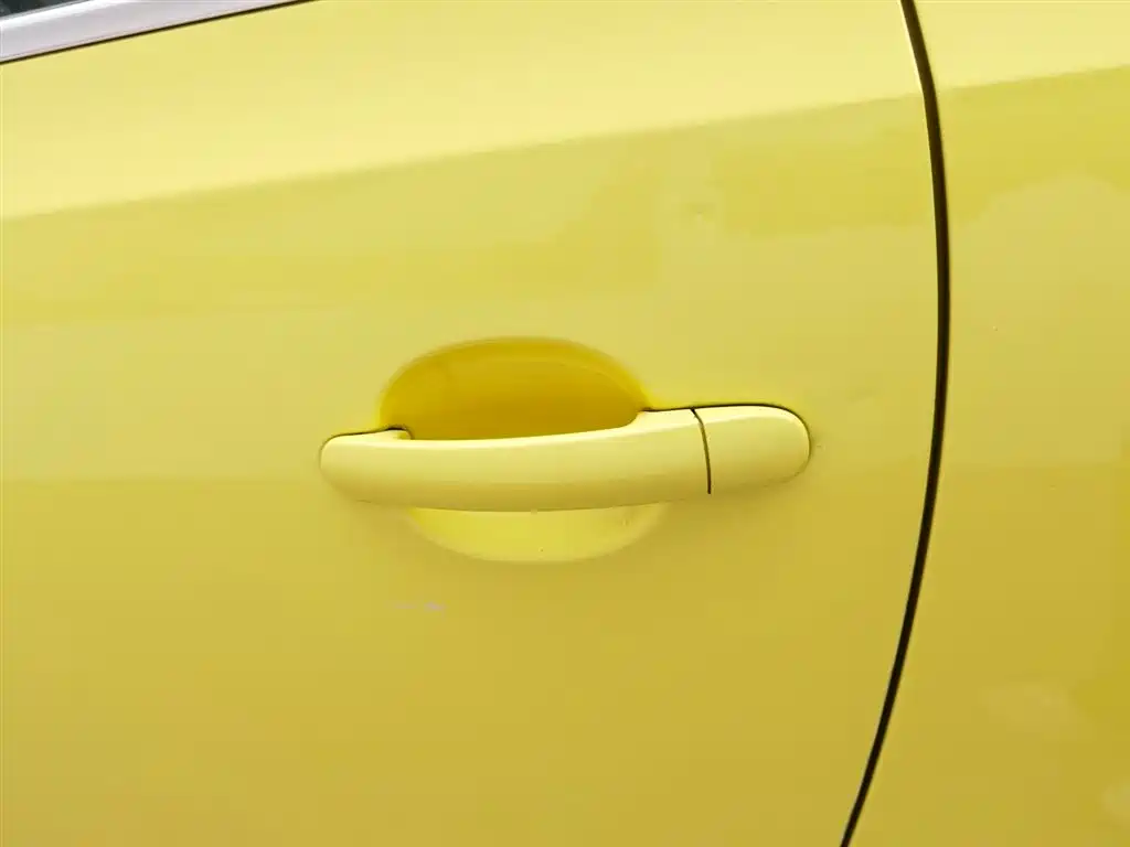 Volkswagen Beetle 2014 — фото 18