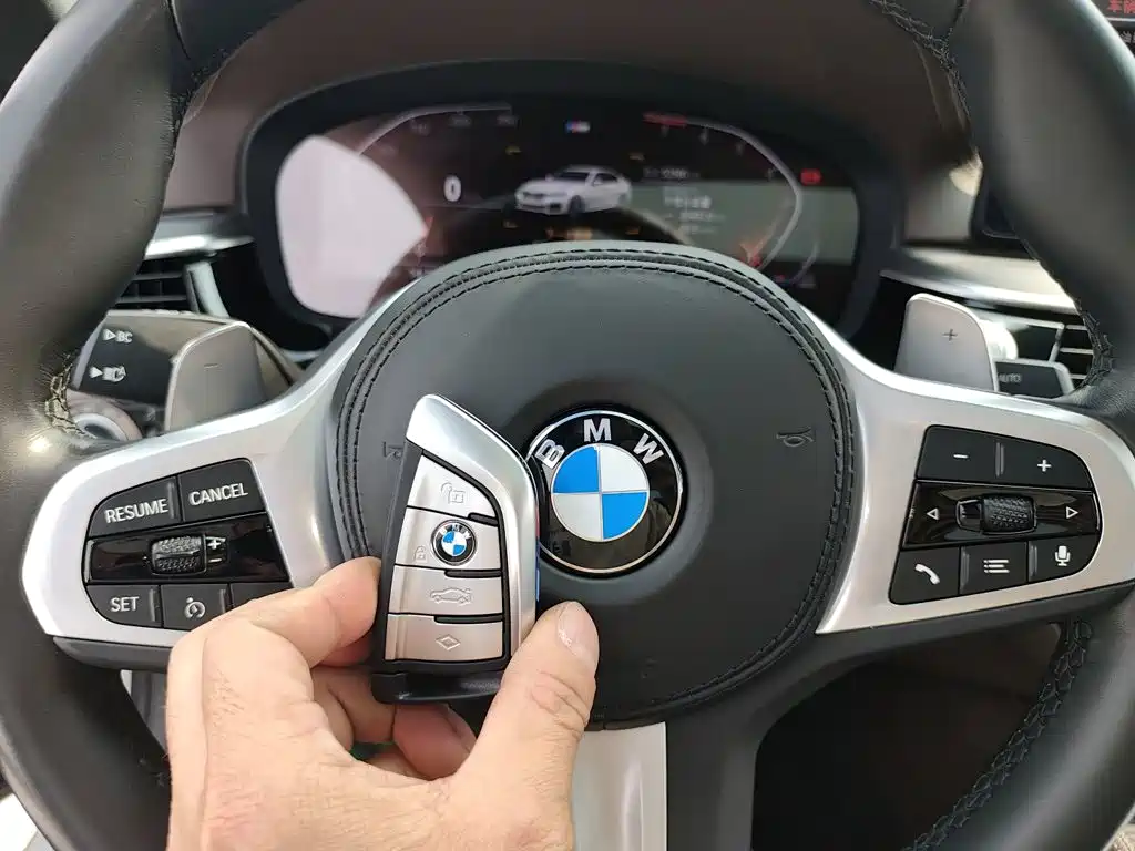 BMW 5 Series 2022 — фото 17