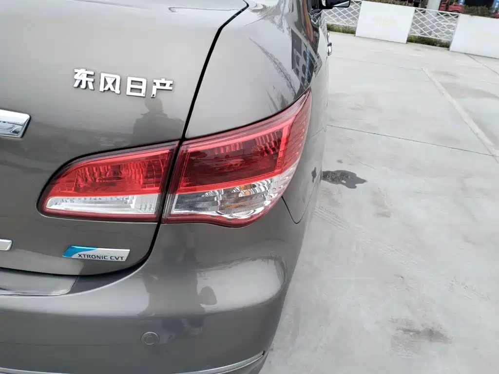 Nissan Sylphy 2018 — фото 24