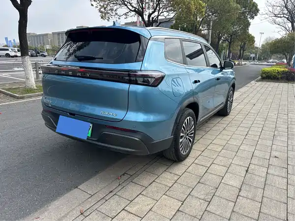 Chery Tiggo 8 PLUS C-DM 2025