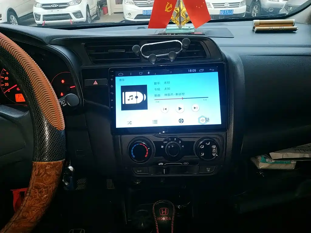 Honda Fit 2018 — фото 9