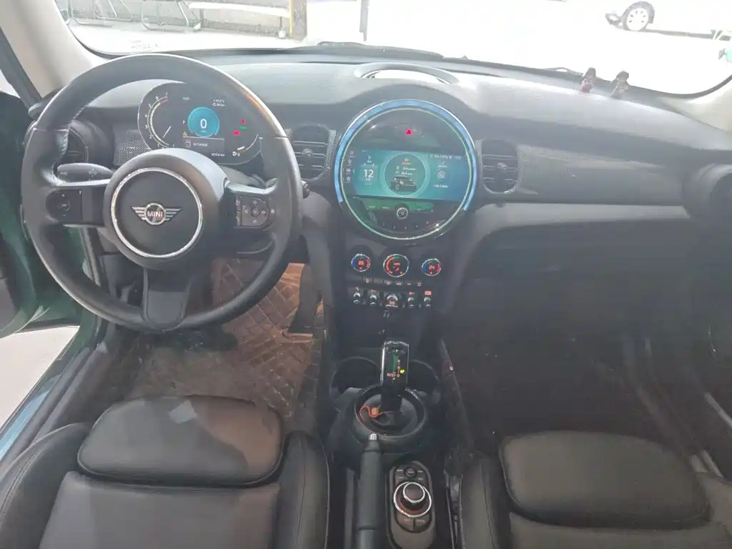 MINI MINI 2021
