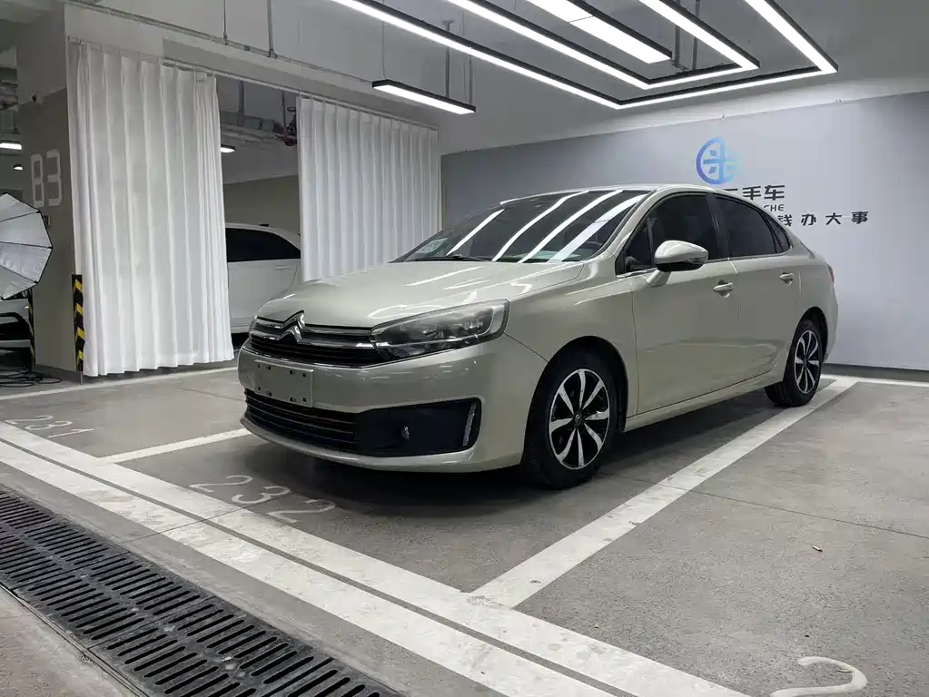 Citroen C4 2016 — фото 1