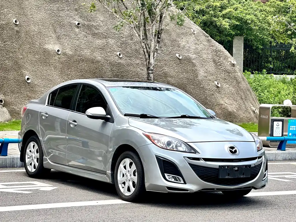 Mazda 3 Xingcheng 2013 — фото 3